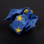 Europoslanec varuje – Nové zákony EU směřují ke kriminalizaci používání hotovosti