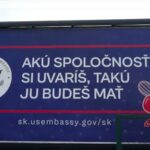 Ambasáda USA spustila billboardovú kampaň s cieľom zasahovať do predvolebnej kampane na Slovensku