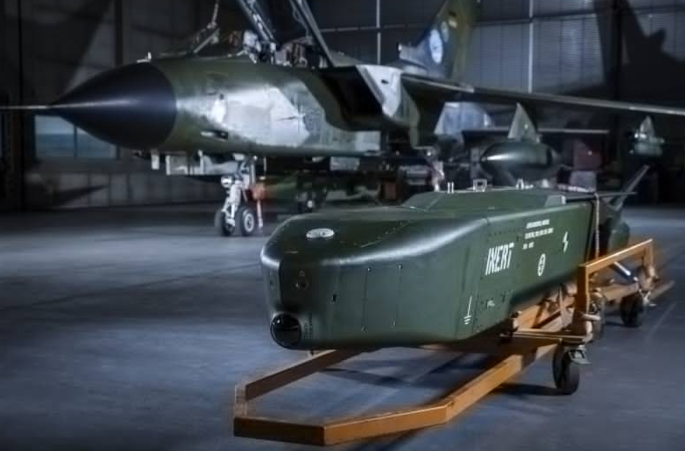 Zatímco Británie a Francie se “mstí” Scholzovi, ukrajinské velení vzdušných sil VSU navrhuje nevyhrocovat spor kolem střel „Taurus“