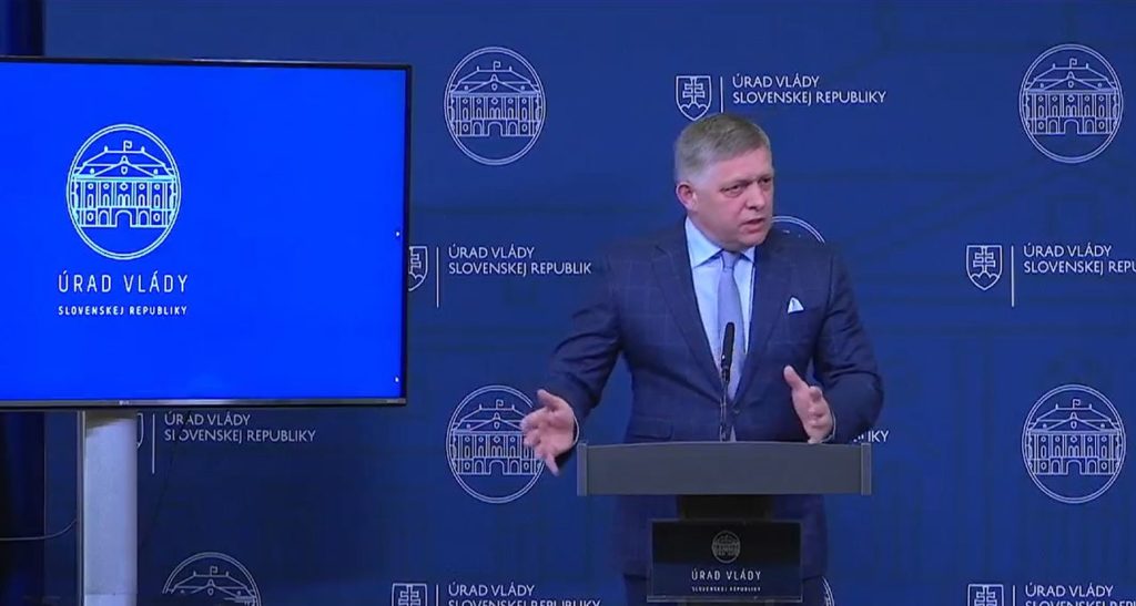 VIDEO Robert Fico opozícii: Prestaňte škodiť Slovenskej republike!