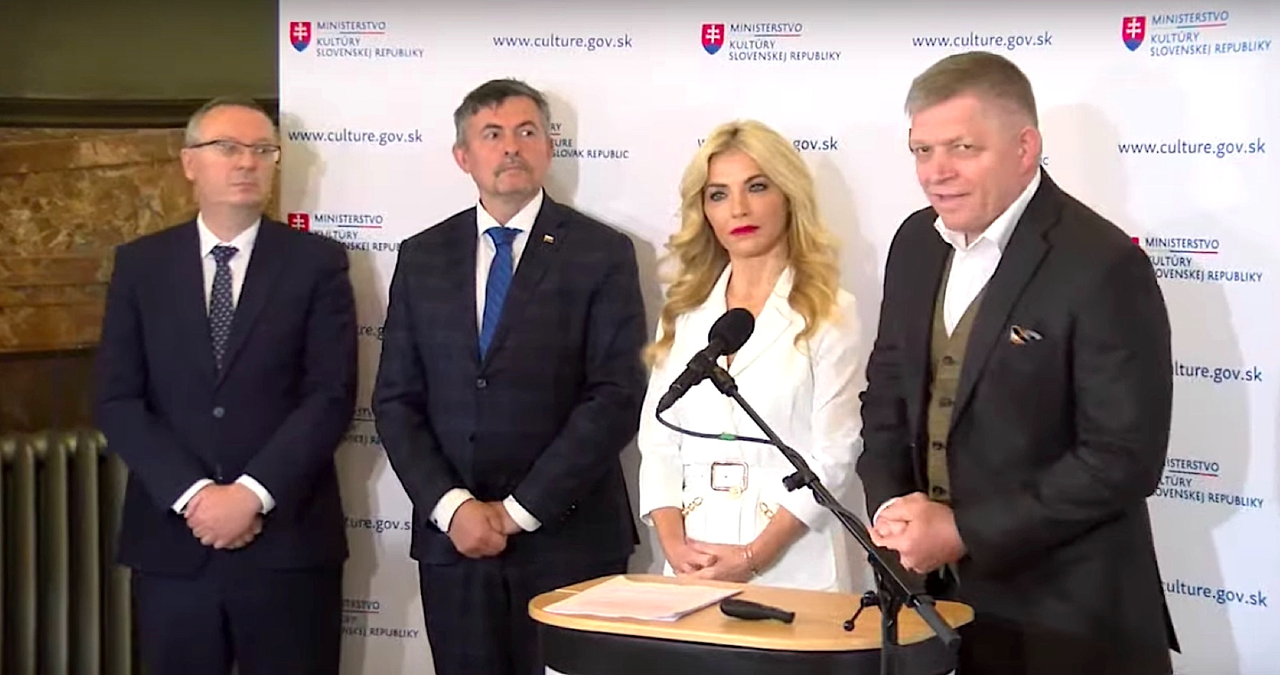 VIDEO: Ministerstvo kultúry robí to, čo je zakotvené v programovom vyhlásení vlády. Podporuje slovenskú kultúru, nie kultúru zvrhlosti a vulgárnosti.