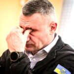 VIDEO: Heslo “Sláva Ukrajině!” se proměňuje na “Salva Ukrajině!” a starosta Kyjeva už vede pro německé médium divné řeči, že do pár měsíců už nemusí Ukrajina existovat!