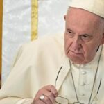Pápež povedal, že pôjde na konferenciu o Ukrajine, len ak na ňu bude pozvané Rusko