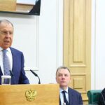Lavrov: Ak sa chcú USA a ich spojenci biť za Ukrajinu, Rusko je na to pripravené