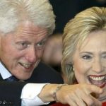 Seznam smrti Clintonových: Novinářská analýza mnoha „podivných náhod“