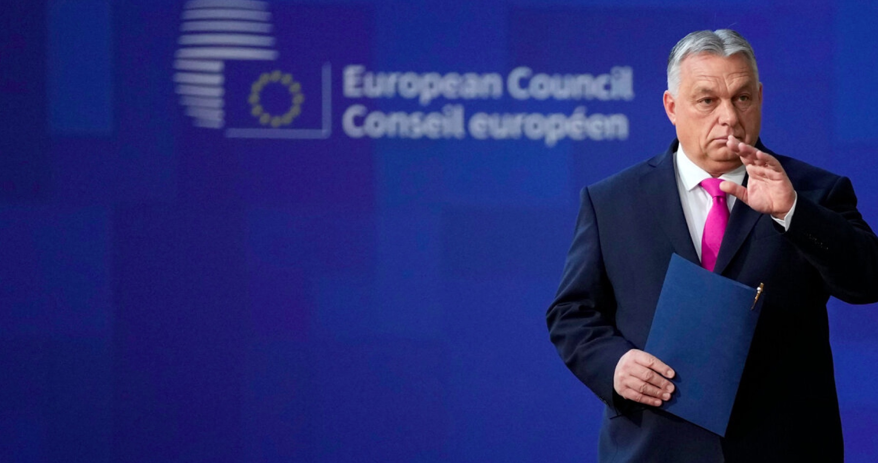 Orbán vyzval na výmenu v čele Európskej komisie a občanov EÚ povstať. Päťročné obdobie Ursuly von der Leyenovej označil za 5 najhorších rokov v histórii EÚ