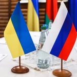 Kyjev povolil presun mierových návrhov do Moskvy cez sprostredkovateľov