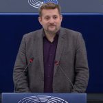 Nemecký europoslanec Sebastian Everding: Neobmedzená vojenská podpora Ukrajine znamená ďalšie utrpenie