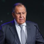 VIDEO: Protiruské sankcie odsúdili americký dolár na zánik, vyhlásil Lavrov a dodal, že USA a ich spojenci v snahe dominovať svetu oživujú ducha studenej vojny, ale v konečnom dôsledku si píia pod sebou konár.