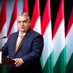 Maďarsko podľa Viktora Orbána neplatí ani cent za výnimku od USA na nákup ruskej ropy a zemného plynu, pretože Donald Trump miluje Maďarov