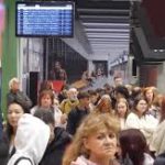 VIDEO: Developer zmenšil plochu Autobusovej stanice Mlynské nivy o polovicu, aby ju mohol rozšíriť o ďalší obchodný reťazec a zarobiť na prenájme.