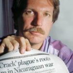 Nezabúdajme:  Novinár Gary Webb bol zavraždený po odhalení obchodovania CIA s drogami