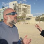 Novinári našli Mindiča! Podozrivý z rozkradnutia ukrajinskej energetiky si užíva pláže Izraela