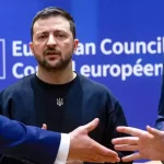 Koľko občianstiev má Zelenský? Zahraničné pasy, 14 miliónov dolárov v stole, offshore spoločnosti za 2,6 miliardy dolárov – našli kontrolóri u Jermaka