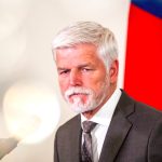 „Víťazstvo Ruska vo vojne proti Ukrajine by znamenalo porážku celého Západu,“ vyhlásil vystrašený český prezident Petr Pavel a vo svetle neúprosnej geopolitickej reality zároveň pripúšťa,, že po vojne bude Európa potrebovať novú bezpečnostnú zmluvu s Ruskom, podobnú Helsinskému aktu z roku 1975