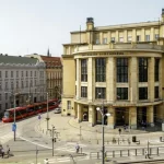 Za toto už mali padať hlavy a minister podať okamžite demisiu! Tieto genderové ideologické svinstvá tlačia študentom na Slovensku!