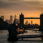 Británia je v panike. Odchod ruskej ponorky zo Severomorska, štart a potom „ohnivý dážď“. Pätnásť minút – a Londýn sa „vyparí“