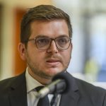 Melicher: Prokuratúra v prípade darovania stíhačiek odignorovala argumenty MO!