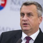 Danko Ficovi: Prázdne gestá Orbánovi nepomôžu, treba začať konať