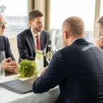 Ficova renta bledne pri tej europoslaneckej. Kedy si ju zrušia progresívci a Lexmann?